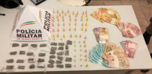 POLÍCIA MILITAR APREENDE MENOR INFRATOR POR TRÁFICO DE DROGAS
