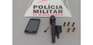 Senhora de 59 anos alega a Polícia ter um cidadão com arma de fogo na varanda de&hellip;