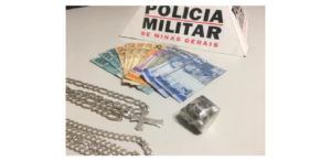 POLÍCIA MILITAR EFETUA PRISÃO POR TRÁFICO ILÍCITO DE DROGAS