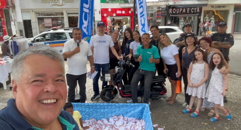 Sorteio do Natal ACIUBÁ 2025 Celebra Comércio Local e Marca Transição de Presidência